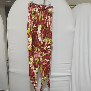 Ashley Stewart Red and Green Patterned Pants Size 14/16